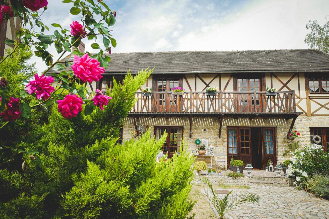 Au Fil De L'Eau & Gite "Le Jardin Du Moulin" Fourges Luaran gambar